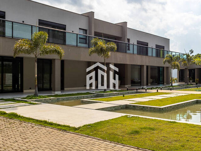 #1143 - Casa para Venda em Barueri - SP