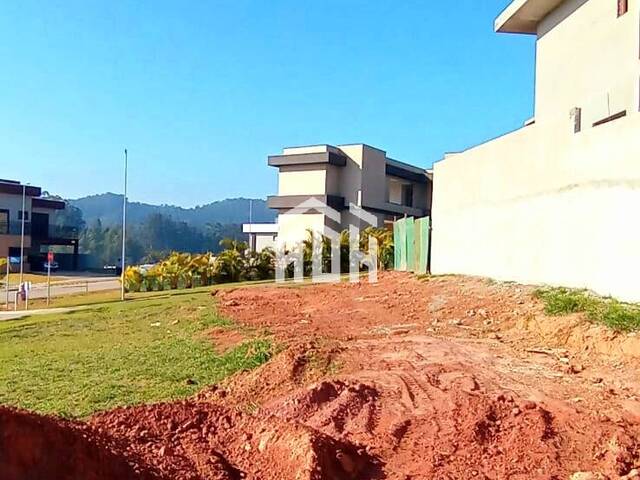 Terreno para Venda em Santana de Parnaíba - 5
