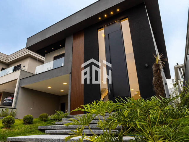 #1167 - Casa para Venda em Santana de Parnaíba - SP