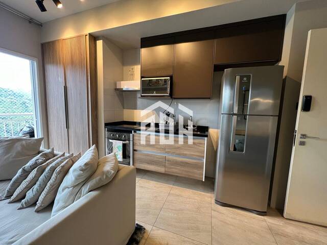 Apartamento para Venda em Santana de Parnaíba - 4