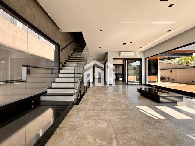 Casa para Locação em Santana de Parnaíba - 4