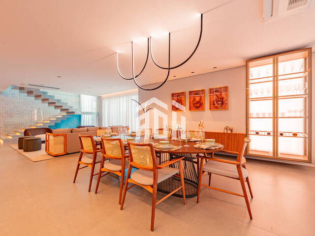 Casa para Venda em Santana de Parnaíba - 5