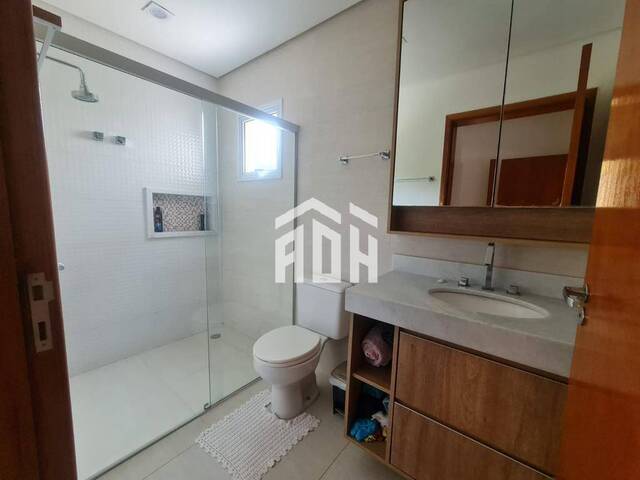 Casa para Venda em Santana de Parnaíba - 4