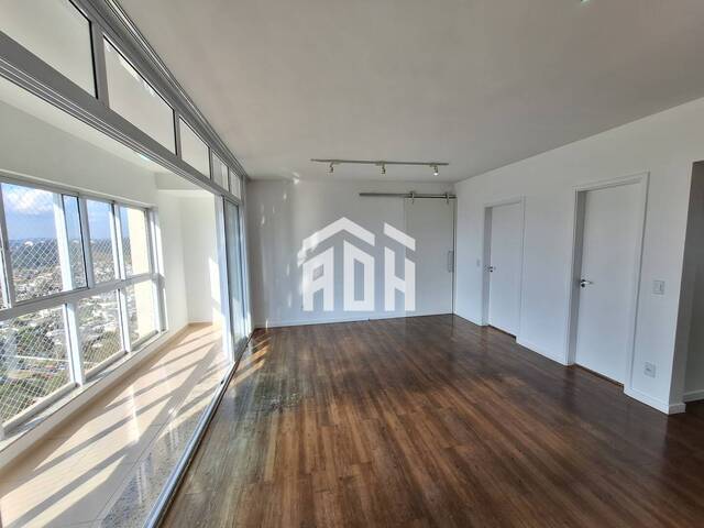 Locação em Sítio Tamboré Alphaville - Barueri