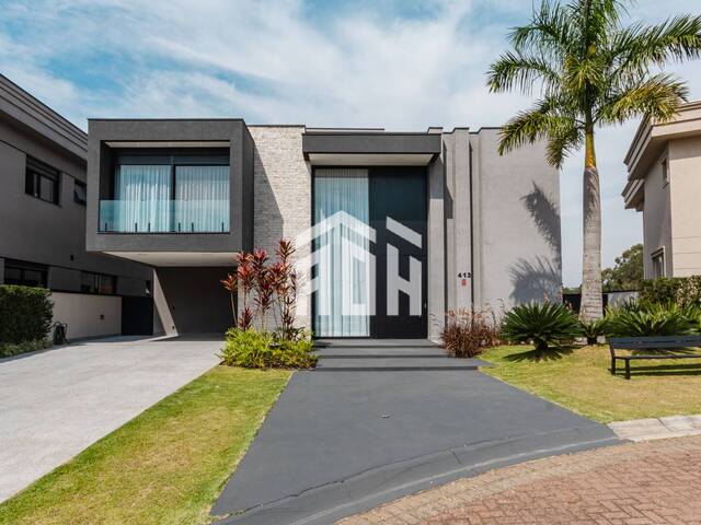 Casa para Venda em Santana de Parnaíba - 2