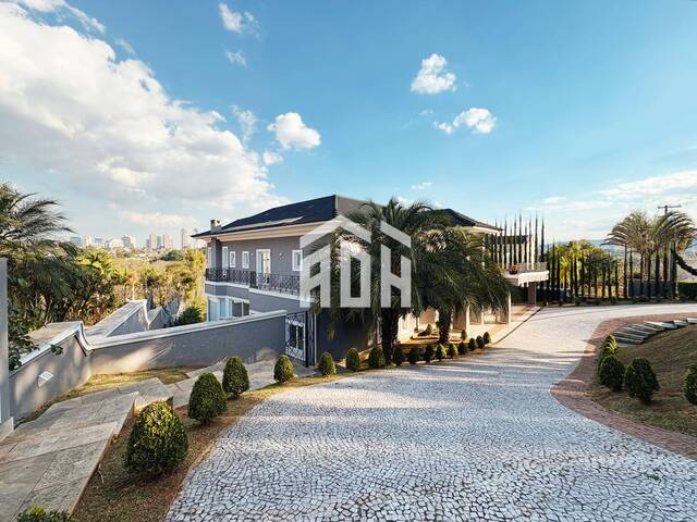 Casa para Venda em Santana de Parnaíba - 2