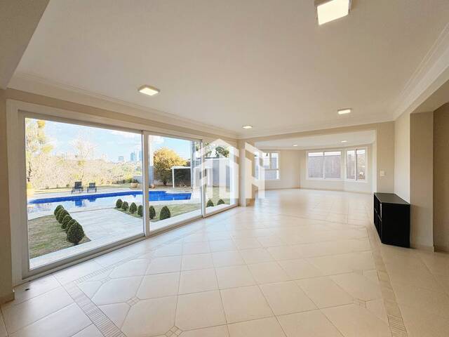 Casa para Venda em Santana de Parnaíba - 3