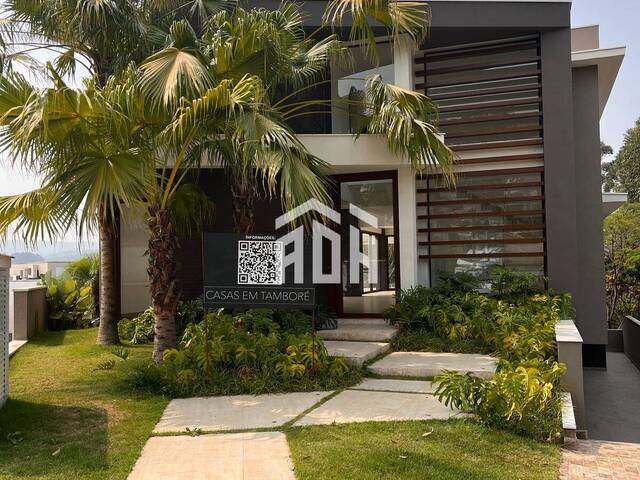 #1247 - Casa para Venda em Santana de Parnaíba - SP