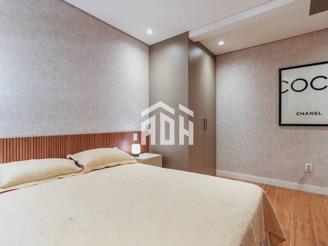 #1251 - Casa para Venda em Santana de Parnaíba - SP