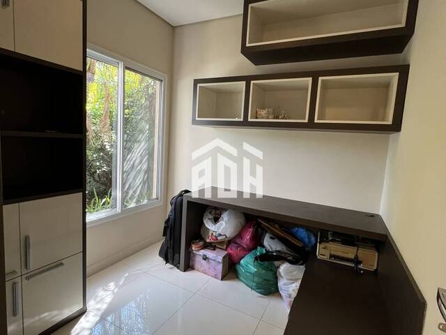 #1252 - Casa para Venda em Santana de Parnaíba - SP