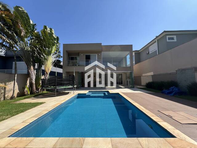 #1252 - Casa para Venda em Santana de Parnaíba - SP