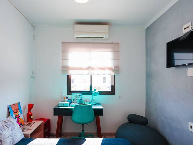 #1253 - Casa para Venda em Santana de Parnaíba - SP