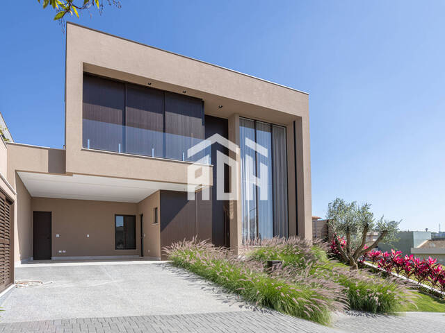 #1260 - Casa para Venda em Santana de Parnaíba - SP