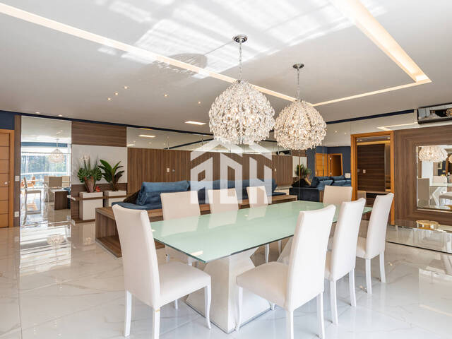 Apartamento para Venda em Santana de Parnaíba - 4