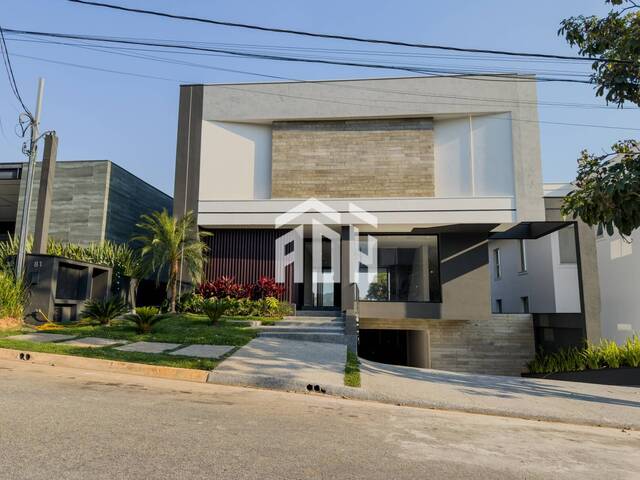 #1264 - Casa para Venda em Santana de Parnaíba - SP