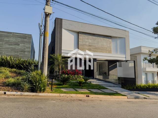 Casa para Venda em Santana de Parnaíba - 4