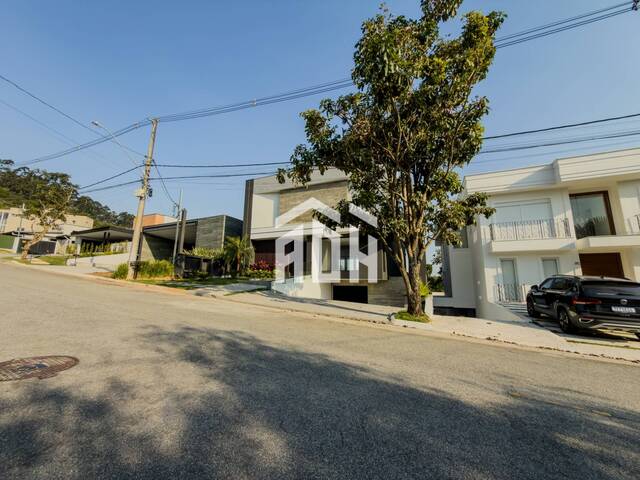 Casa para Venda em Santana de Parnaíba - 5