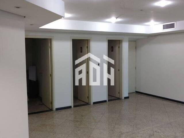 Sala para Venda em Barueri - 4