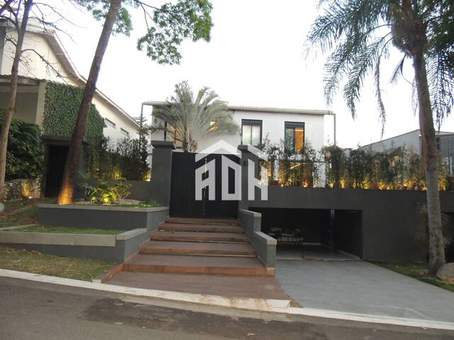 Casa para Venda em Santana de Parnaíba - 4