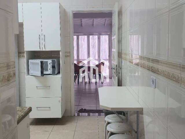 Casa para Venda em Santana de Parnaíba - 5