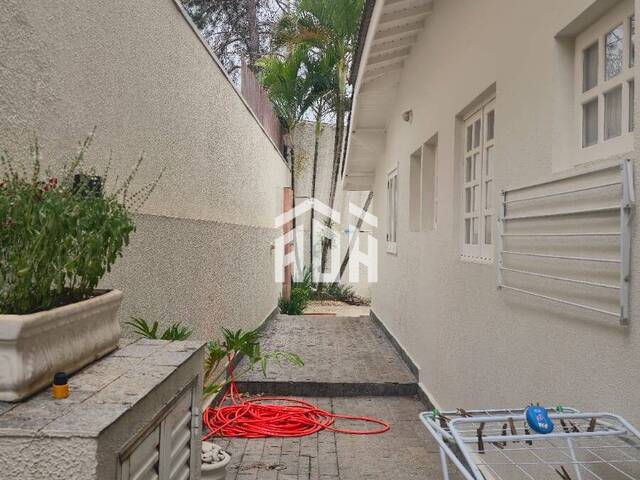 Casa para Venda em Santana de Parnaíba - 4