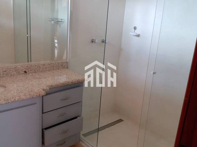 Casa para Locação em Santana de Parnaíba - 4