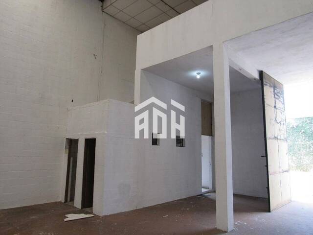 Galpão para Locação em Santana de Parnaíba - 4