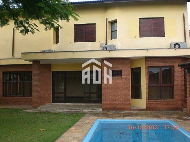 #1391 - Casa para Locação em Santana de Parnaíba - SP