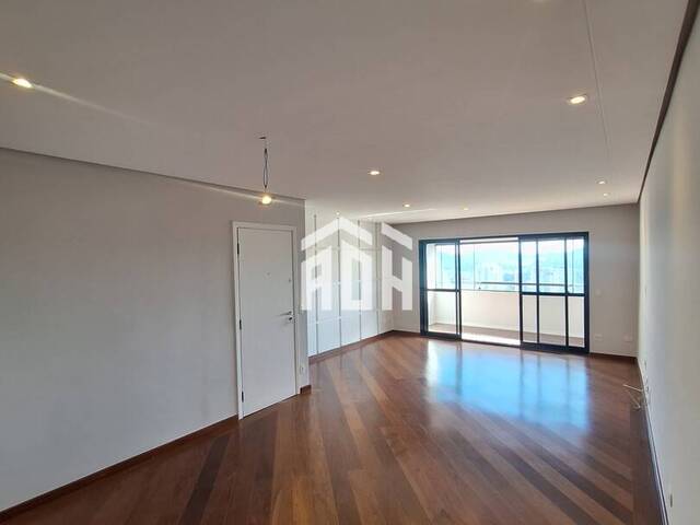 Locação em Alphaville Centro Industrial e Empresarial/Alphaville. - Barueri