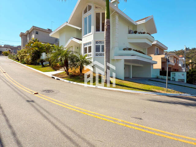 Casa para Venda em Santana de Parnaíba - 5