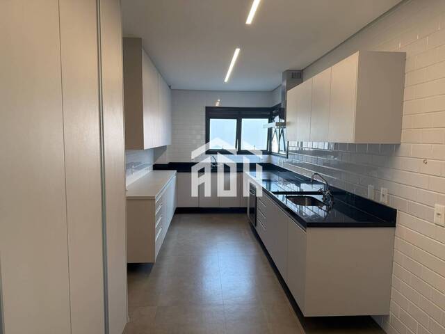 #1424 - Apartamento para Venda em São Paulo - SP