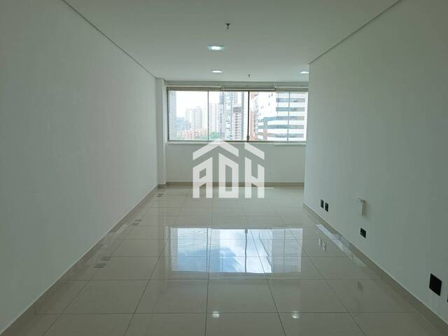 Locação em Dezoito do Forte Empresarial/Alphaville. - Barueri