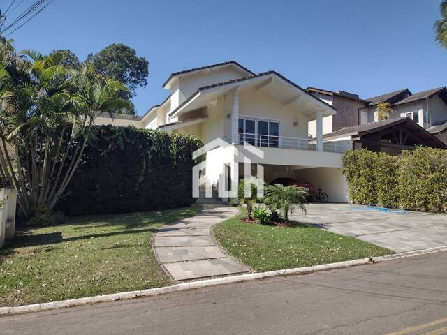 #1435 - Casa para Venda em Santana de Parnaíba - SP