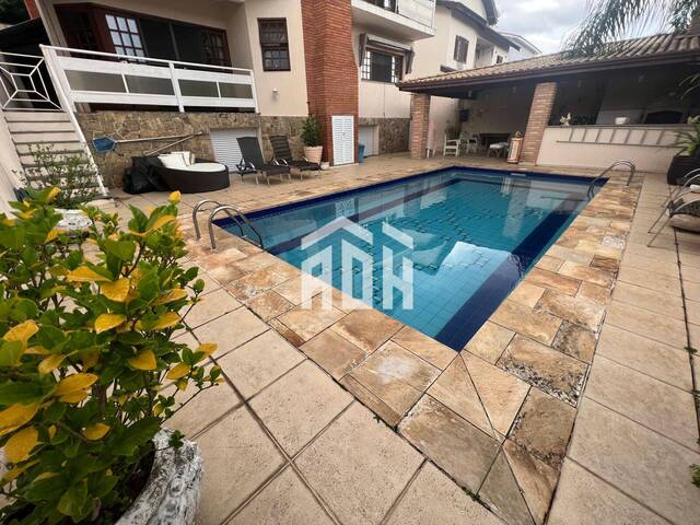 #1463 - Casa para Venda em Santana de Parnaíba - SP