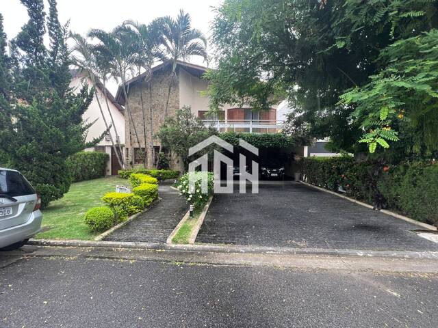 #1463 - Casa para Venda em Santana de Parnaíba - SP