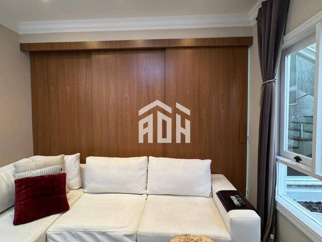 Casa para Venda em Santana de Parnaíba - 4