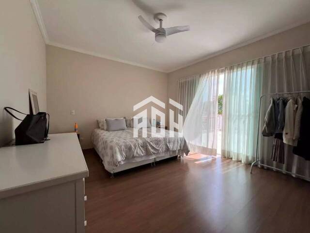 #1474 - Casa para Locação em Santana de Parnaíba - SP