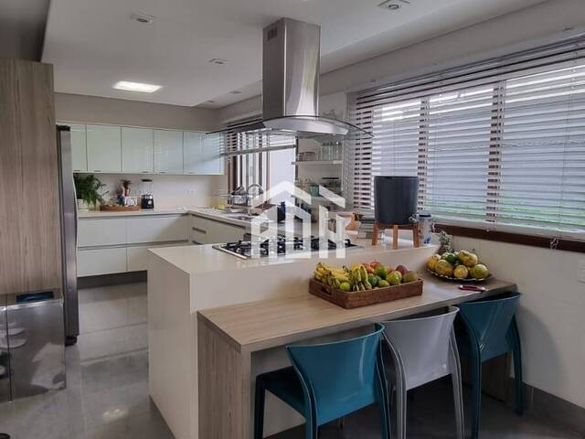 Casa para Venda em Santana de Parnaíba - 5