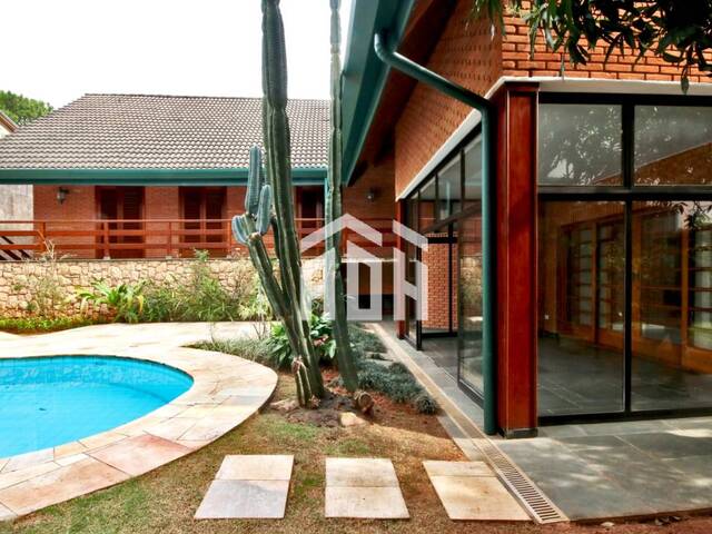 #1497 - Casa para Locação em Santana de Parnaíba - SP