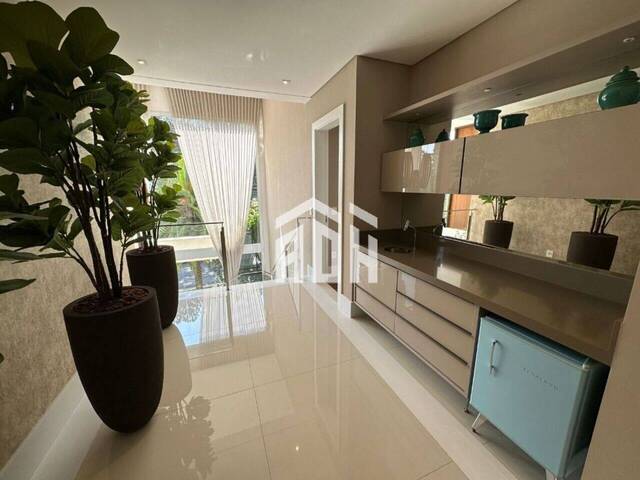 Casa para Venda em Santana de Parnaíba - 5