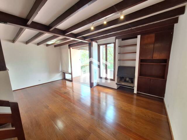 #1508 - Casa para Locação em Santana de Parnaíba - SP