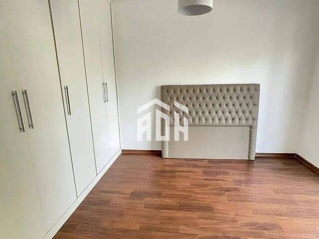 #1509 - Casa para Venda em Santana de Parnaíba - SP