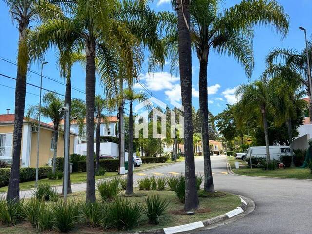 #1510 - Casa para Venda em Santana de Parnaíba - SP