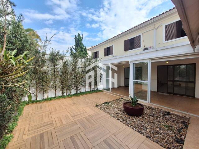 #1529 - Casa para Locação em Santana de Parnaíba - SP
