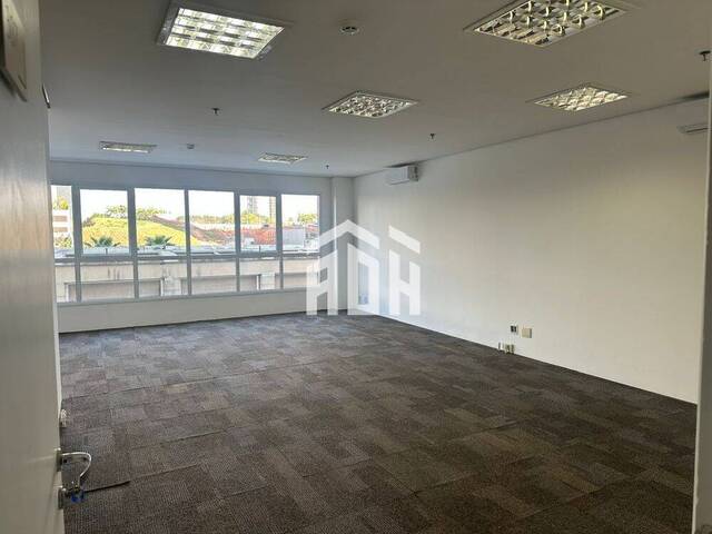 Locação em Sítio Tamboré Alphaville - Barueri