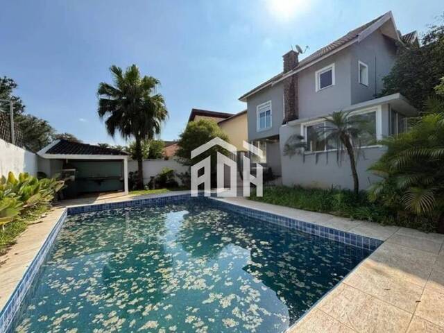 Casa para Venda em Santana de Parnaíba - 5