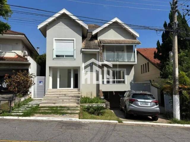#1547 - Casa para Venda em Santana de Parnaíba - SP