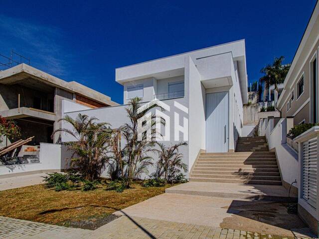 #1577 - Casa para Venda em Santana de Parnaíba - SP