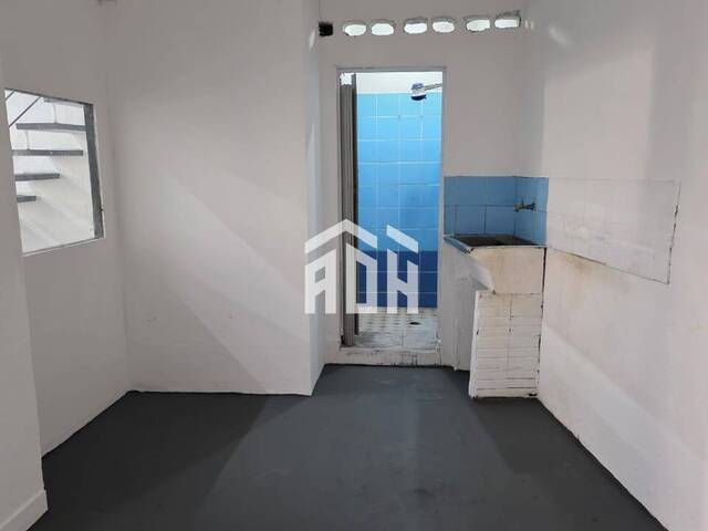 Galpão para Locação em Osasco - 4