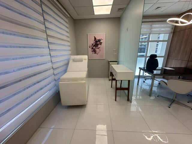 Locação em Vila São Francisco (Zona Sul) - São Paulo